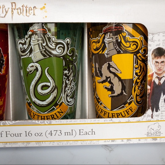 Harry Potter Houses 4 Piece Decorated Glasses - Picture 3 of 5
